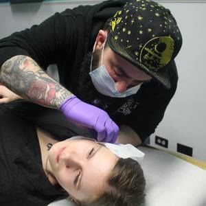 Meet your Posher, Derek